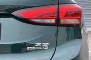MG ZS LUX