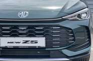 MG ZS LUX