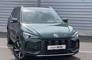 MG ZS LUX