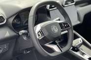 MG ZS LUX