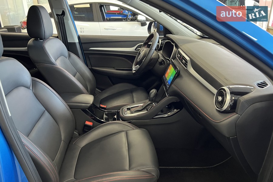 MG ZS - фото 17