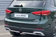 MG ZS LUX
