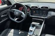 MG ZS LUX