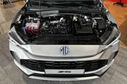 MG ZS LUX