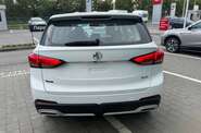 MG ZS STD