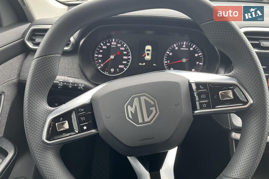 MG ZS - фото 12