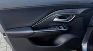 MG ZS LUX