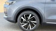 MG ZS LUX