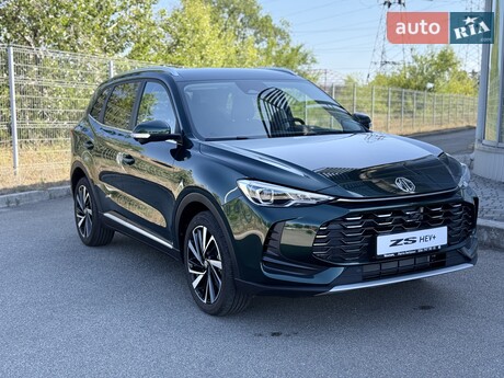 MG ZS 2025