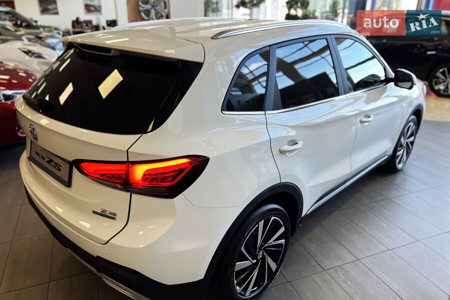 MG ZS - фото 8