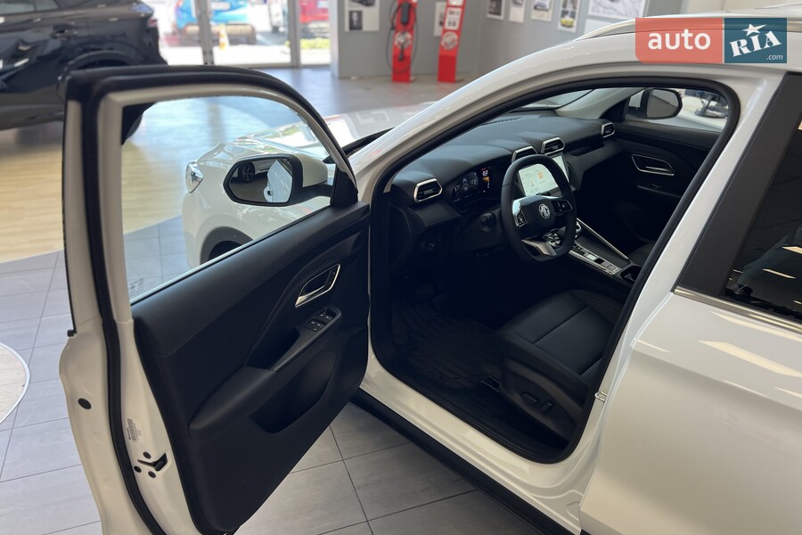 MG ZS - фото 11