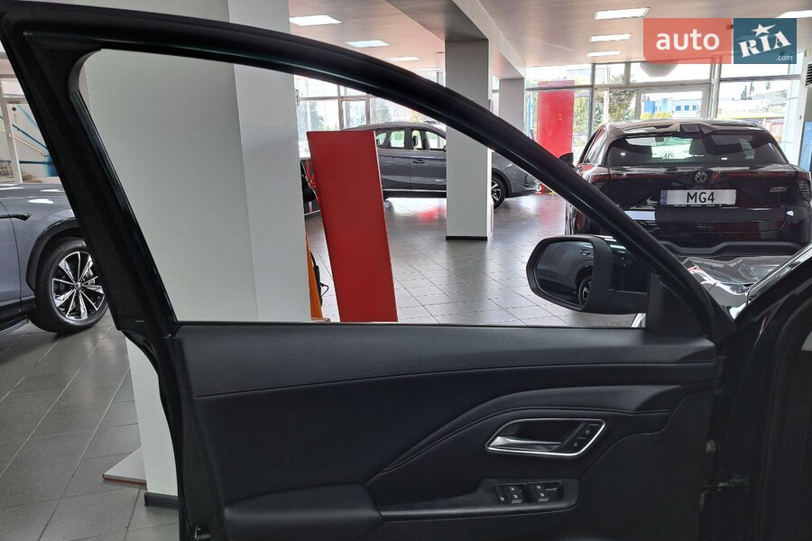 MG ZS - фото 20