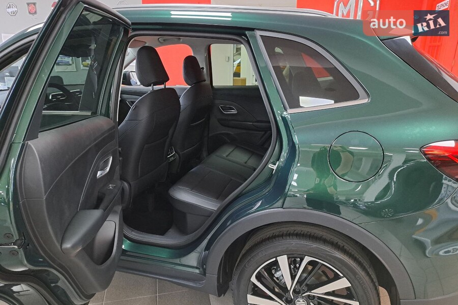 MG ZS - фото 12