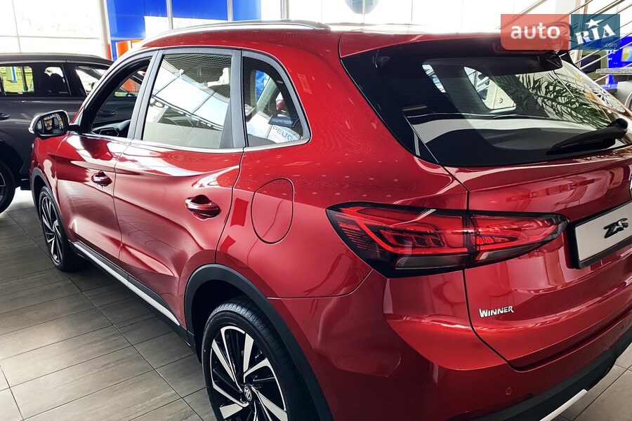 MG ZS - фото 6