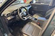 MG ZS LUX