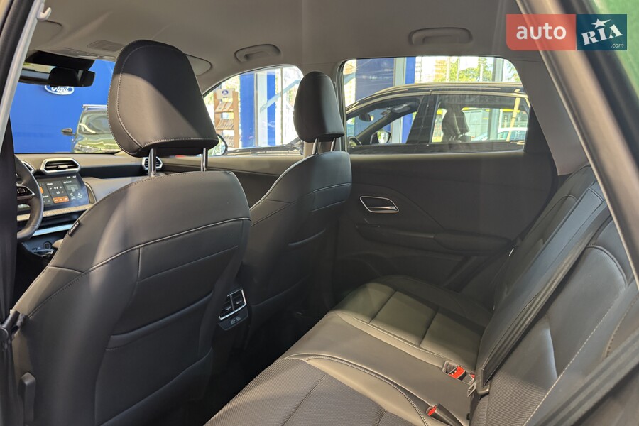 MG ZS - фото 11