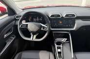 MG ZS LUX