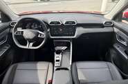 MG ZS LUX