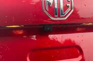 MG ZS LUX