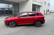 MG ZS LUX
