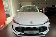 MG ZS LUX