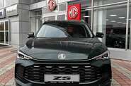 MG ZS LUX