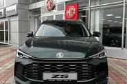 MG ZS LUX