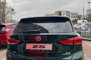 MG ZS LUX