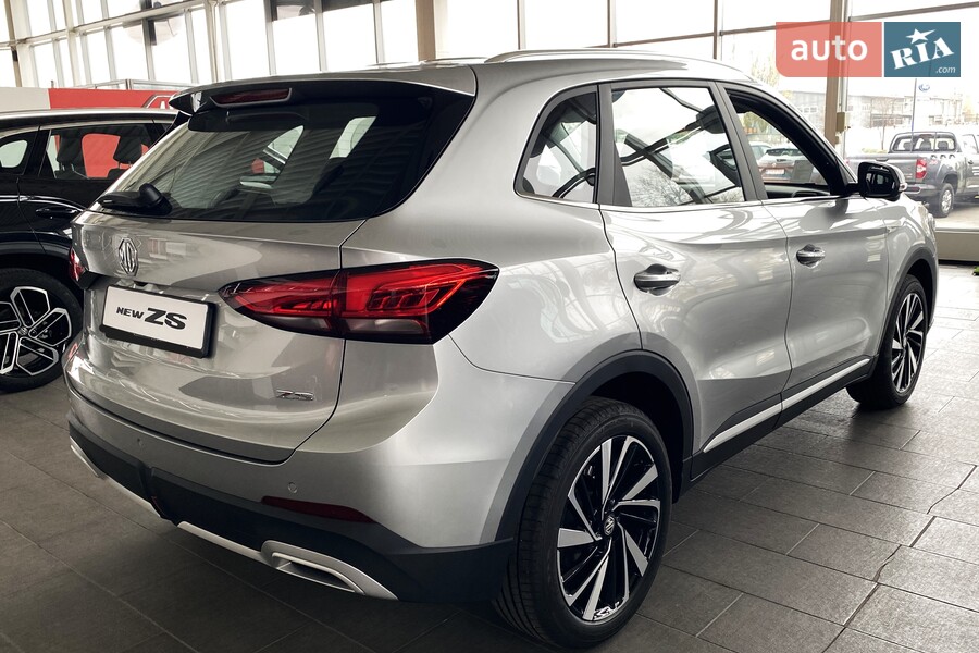 MG ZS - фото 4