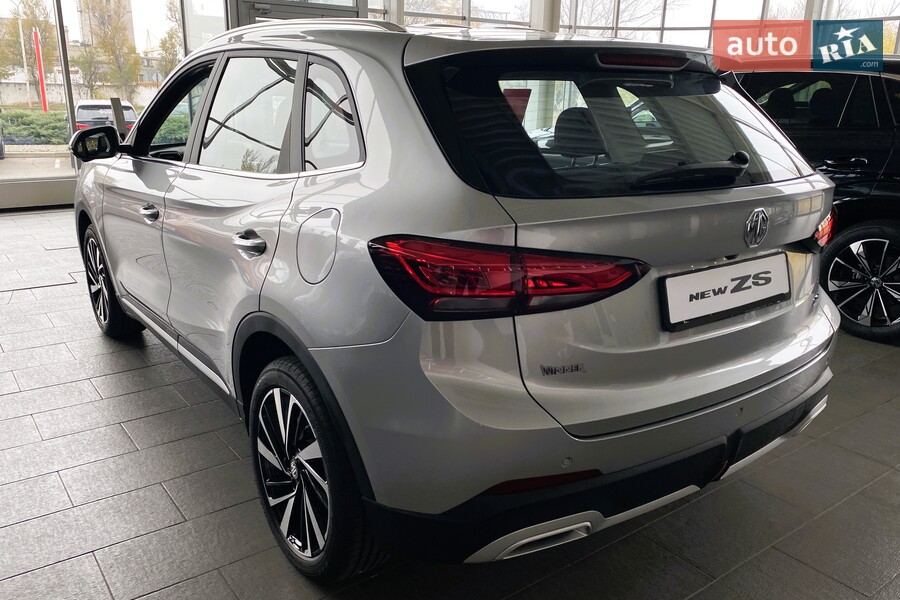 MG ZS - фото 7