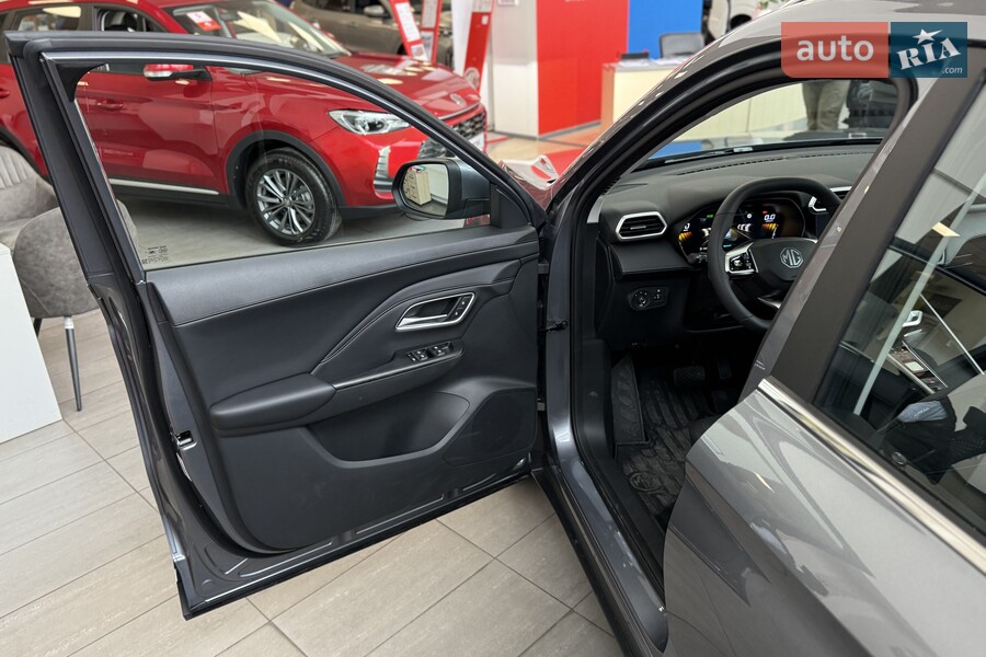 MG ZS - фото 10