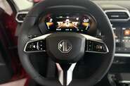 MG ZS LUX