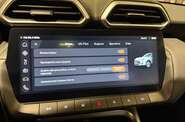 MG ZS LUX