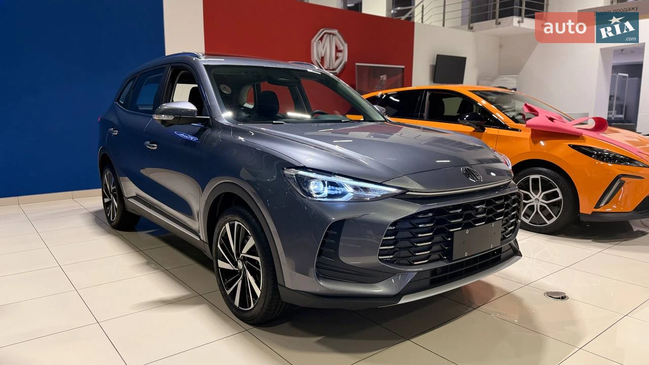 MG ZS LUX