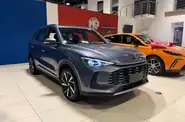 MG ZS LUX