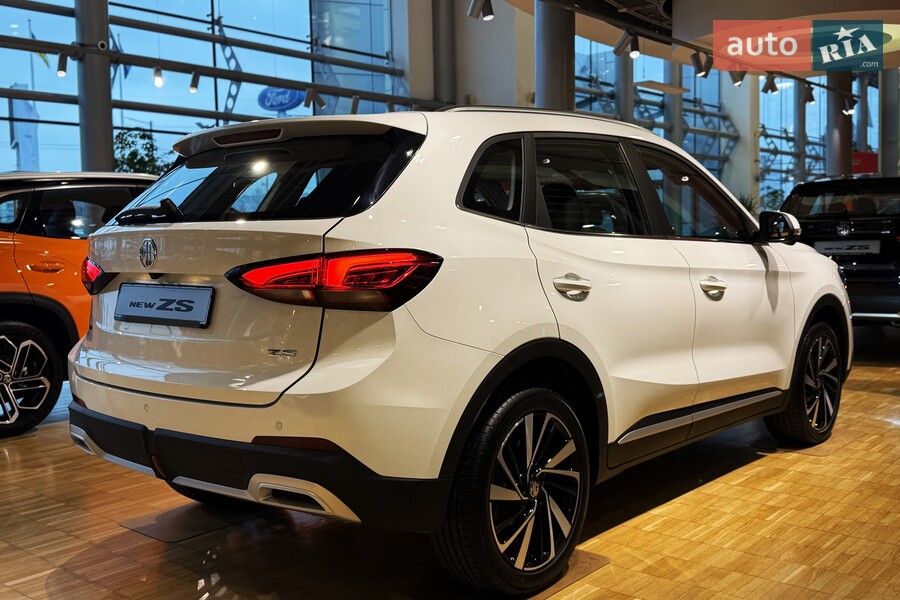 MG ZS - фото 5