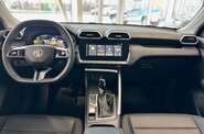 MG ZS COM