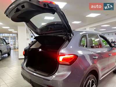 Новий MG ZS 2025 - фото 2