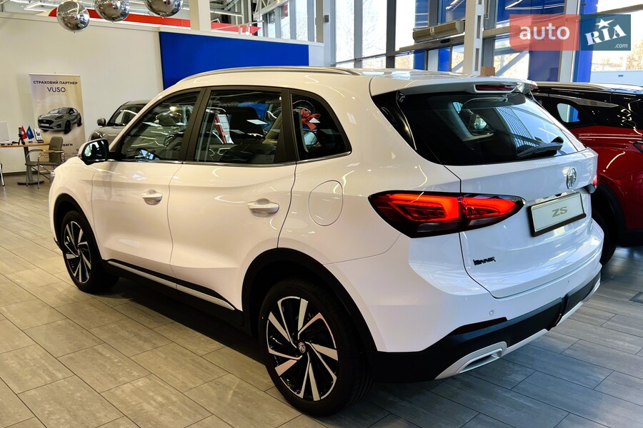 MG ZS - фото 4