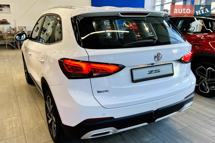 MG ZS - фото 5