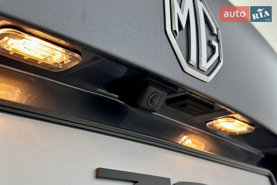 MG ZS - фото 7