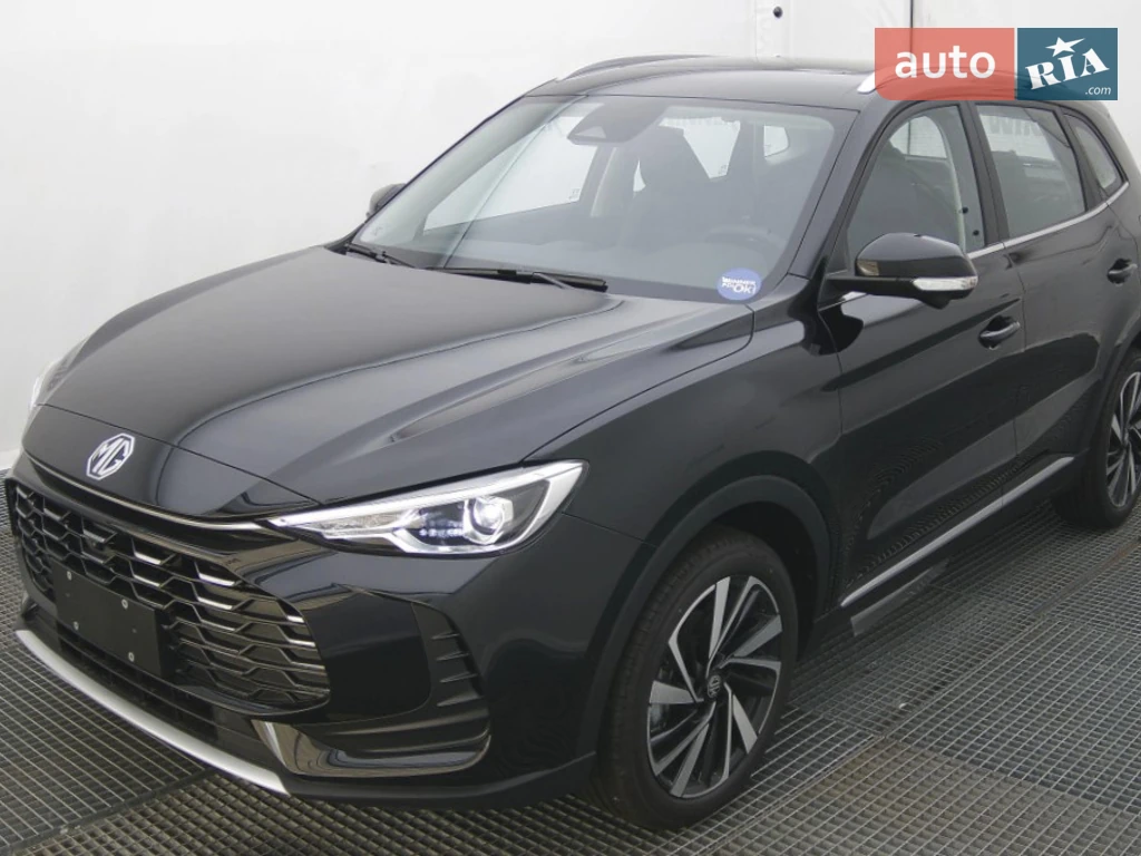 MG ZS LUX