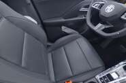MG ZS LUX