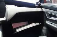 MG ZS LUX