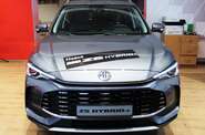 MG ZS LUX