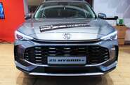 MG ZS LUX