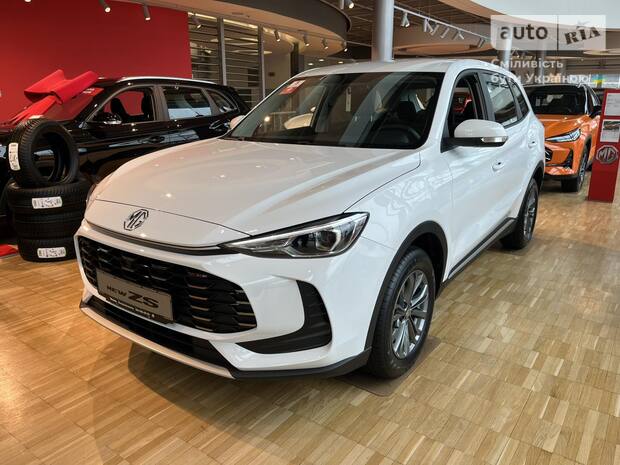 MG ZS 2025