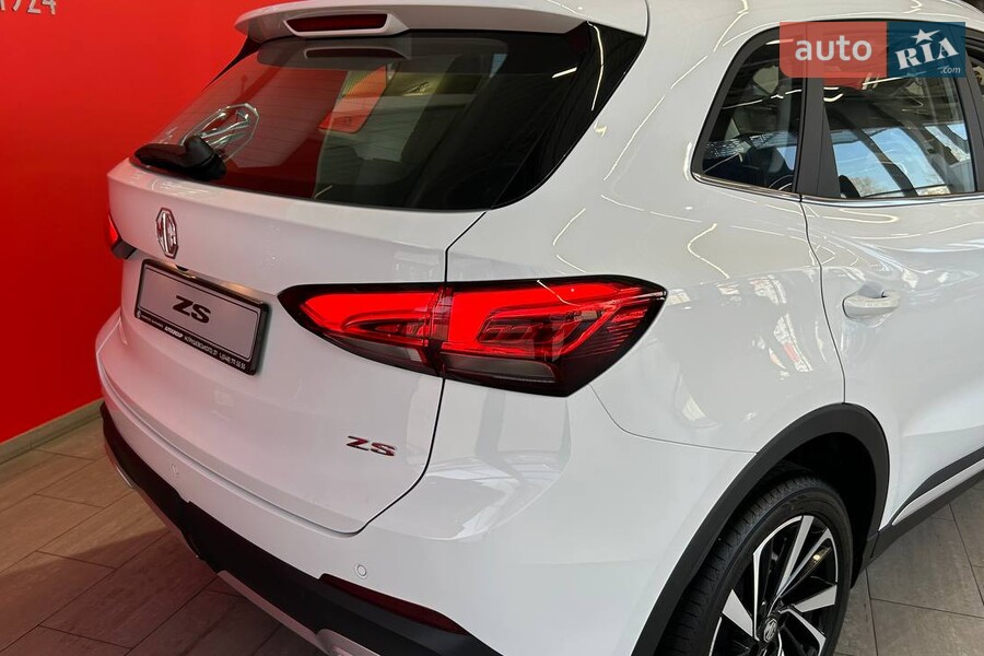 MG ZS - фото 5
