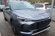 MG ZS LUX