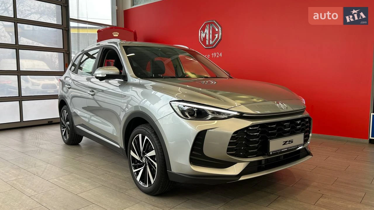 MG ZS LUX
